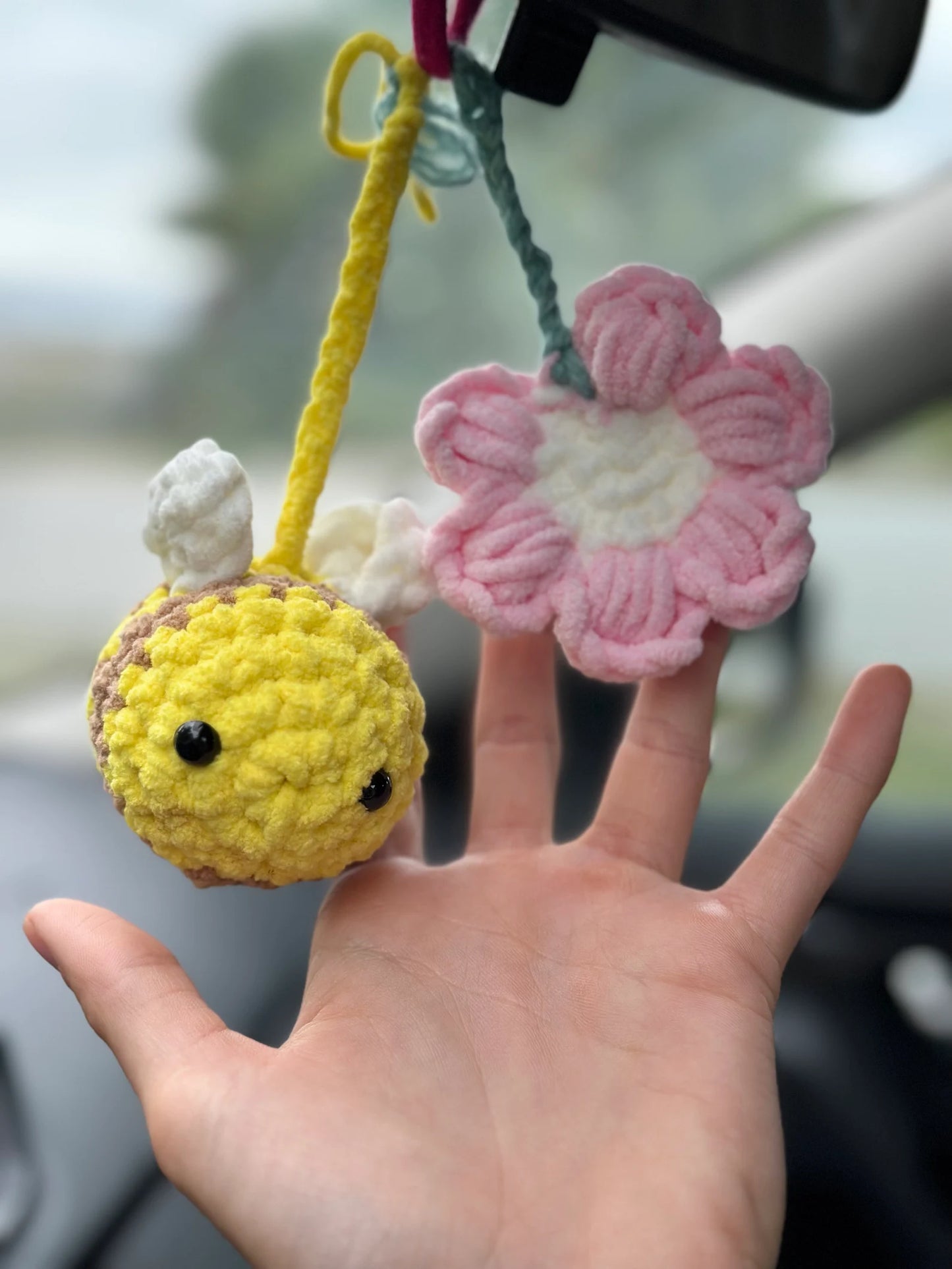 Bee with Flower Keychain
