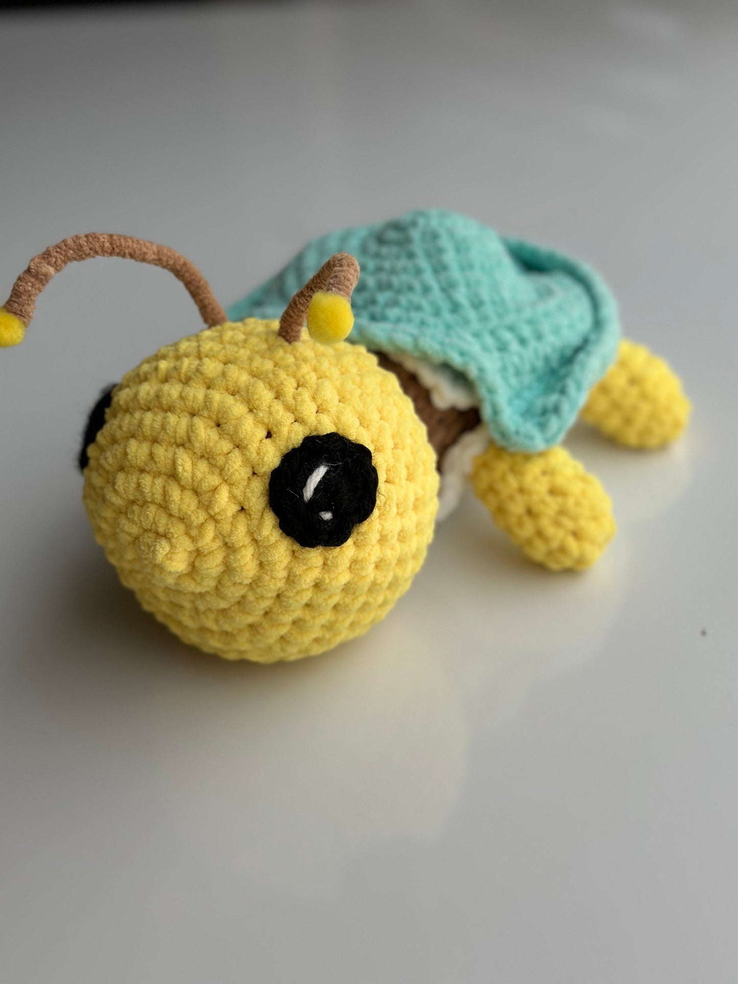 2-in-1 Turtle & Bee Toy