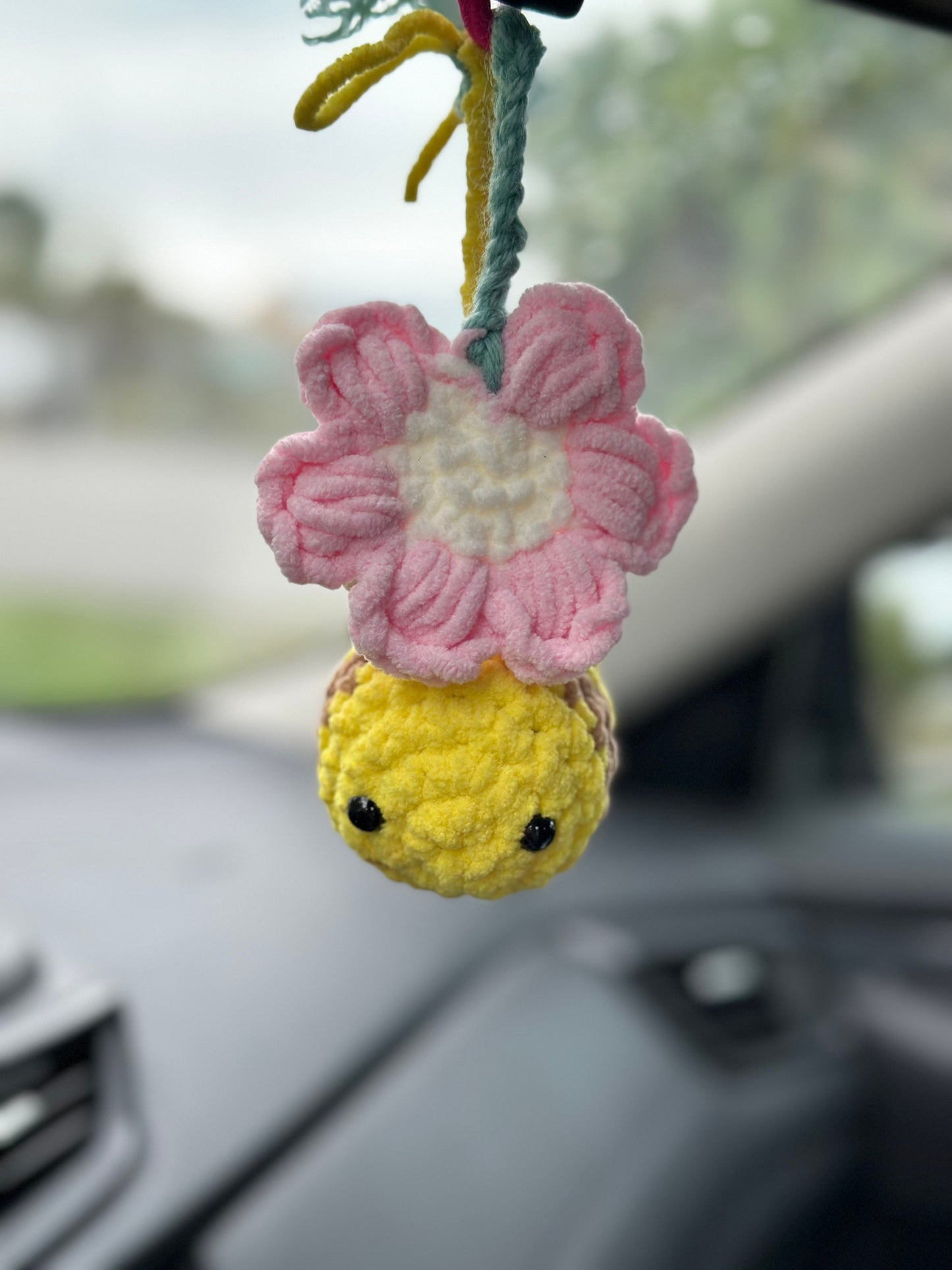 Bee with Flower Keychain