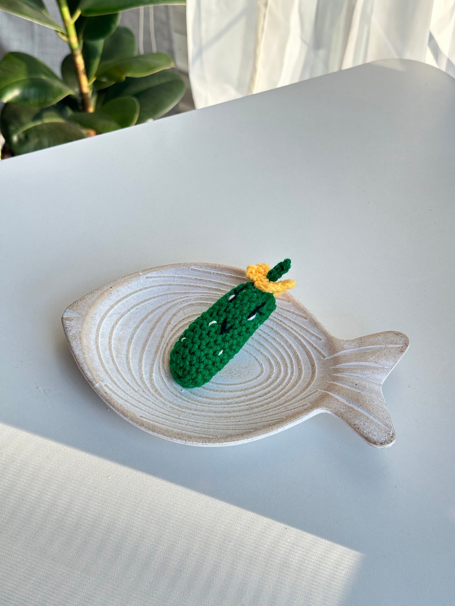Crochet Anti-Stress Pickle Clicker Pattern