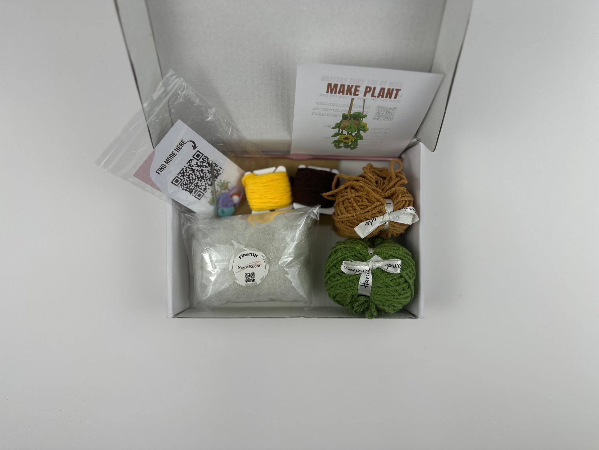 Complete sunflower crochet kit for crafting a cute decorative hanging plant