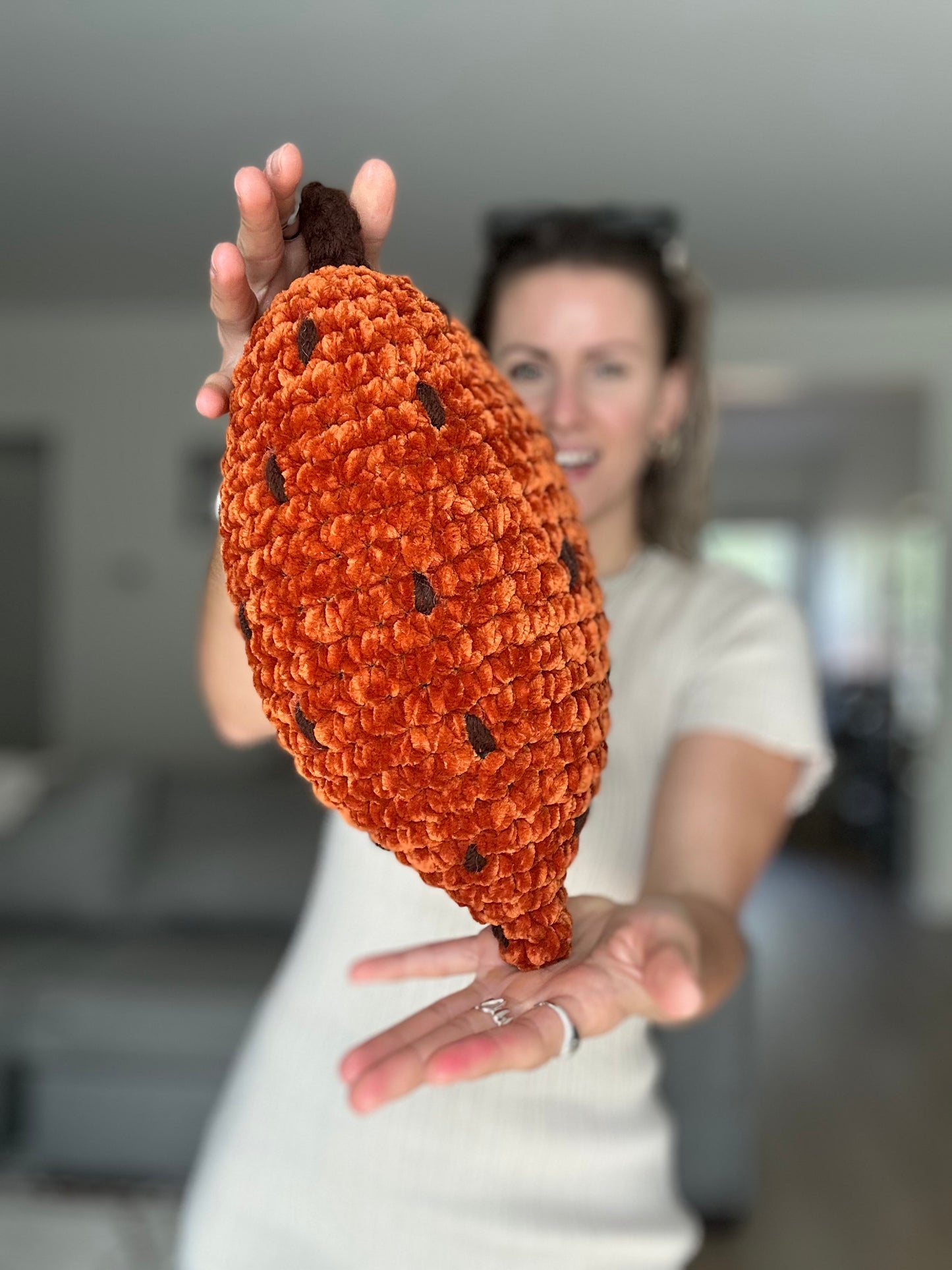 Plush sweet potato amigurumi – soft decorative crochet vegetable pillow