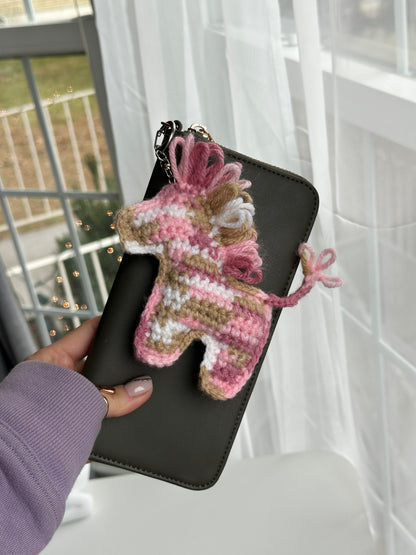 Mini crochet horse charm with metal hook, multicolor amigurumi keychain for teens and adults