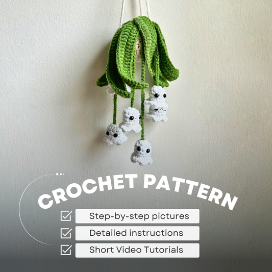 Crochet hanging ghosts pattern with step-by-step photo instructions.
