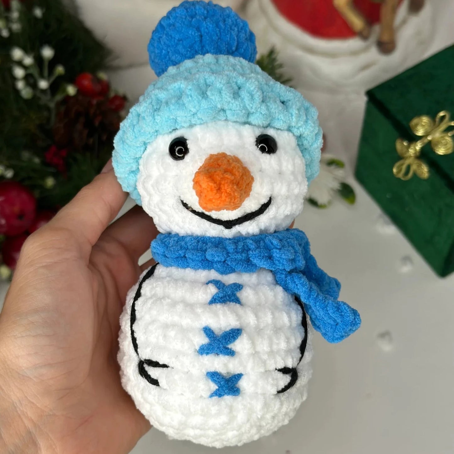 CROCHET CHRISTMAS SNOWMAN PATTERN