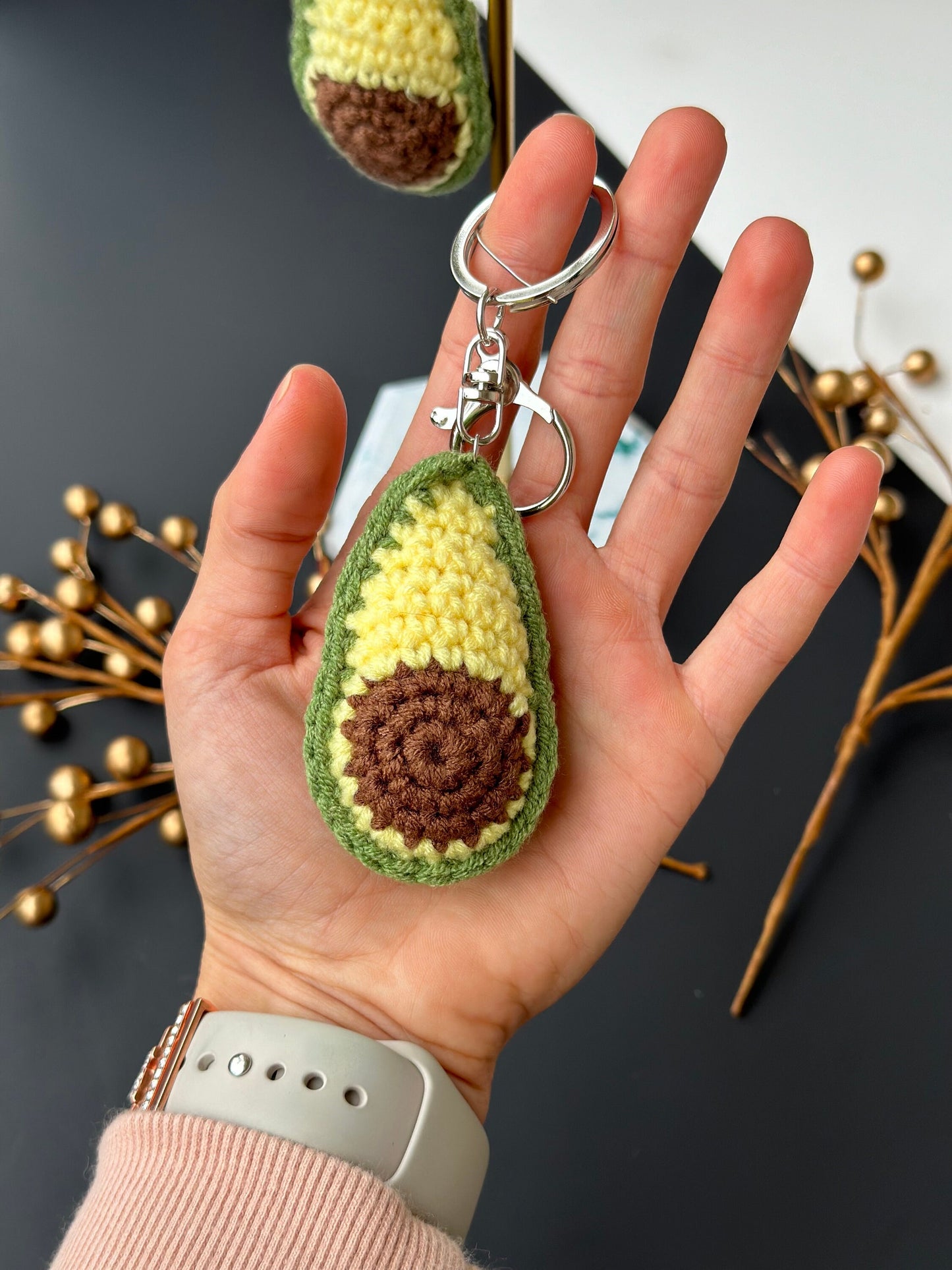CROCHET AVOCADO KEYCHAIN
