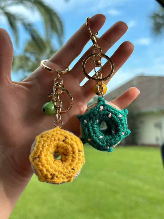 CROCHET DONUTS KEYCHAIN